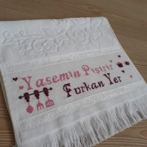 Kişiye Özel Etamin İşlemeli Havlu