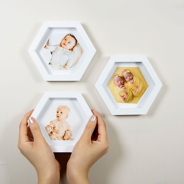 Yapışkanlı Sök Tak Küçük Altıgen Fotoğraf Çerçevesi - 3'lü Paket